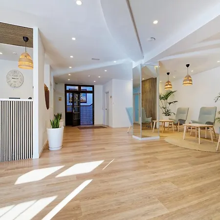 Fayna Apartments-3